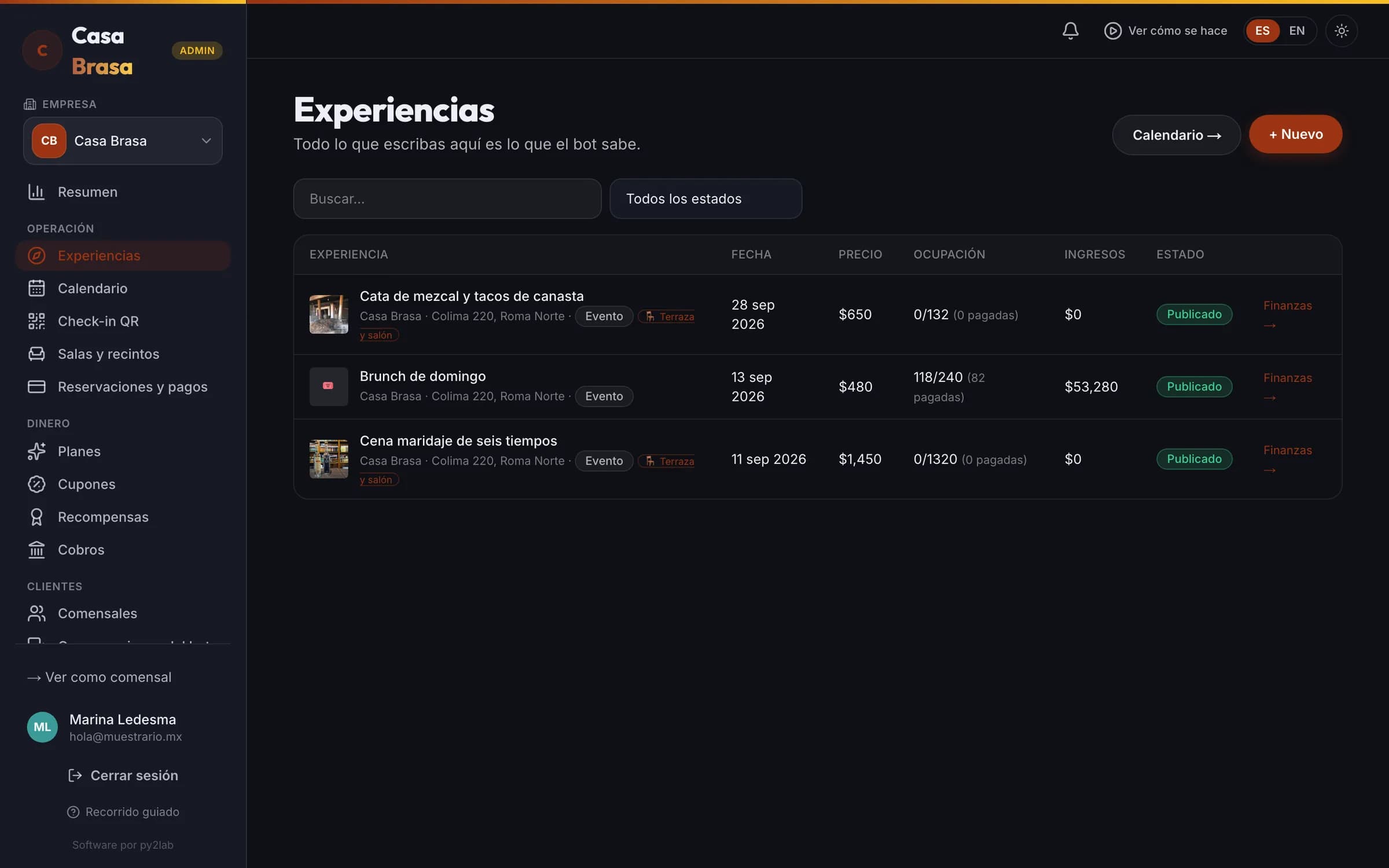 El panel del restaurante con sus experiencias y turnos